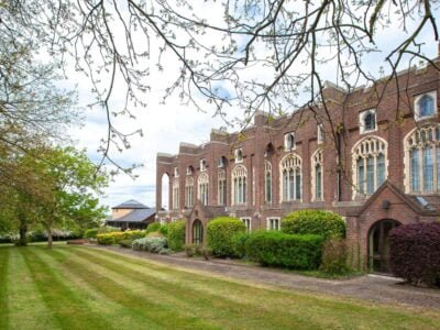 London Chigwell Prince Regent Hotel, BW Signature Collection by Best Western